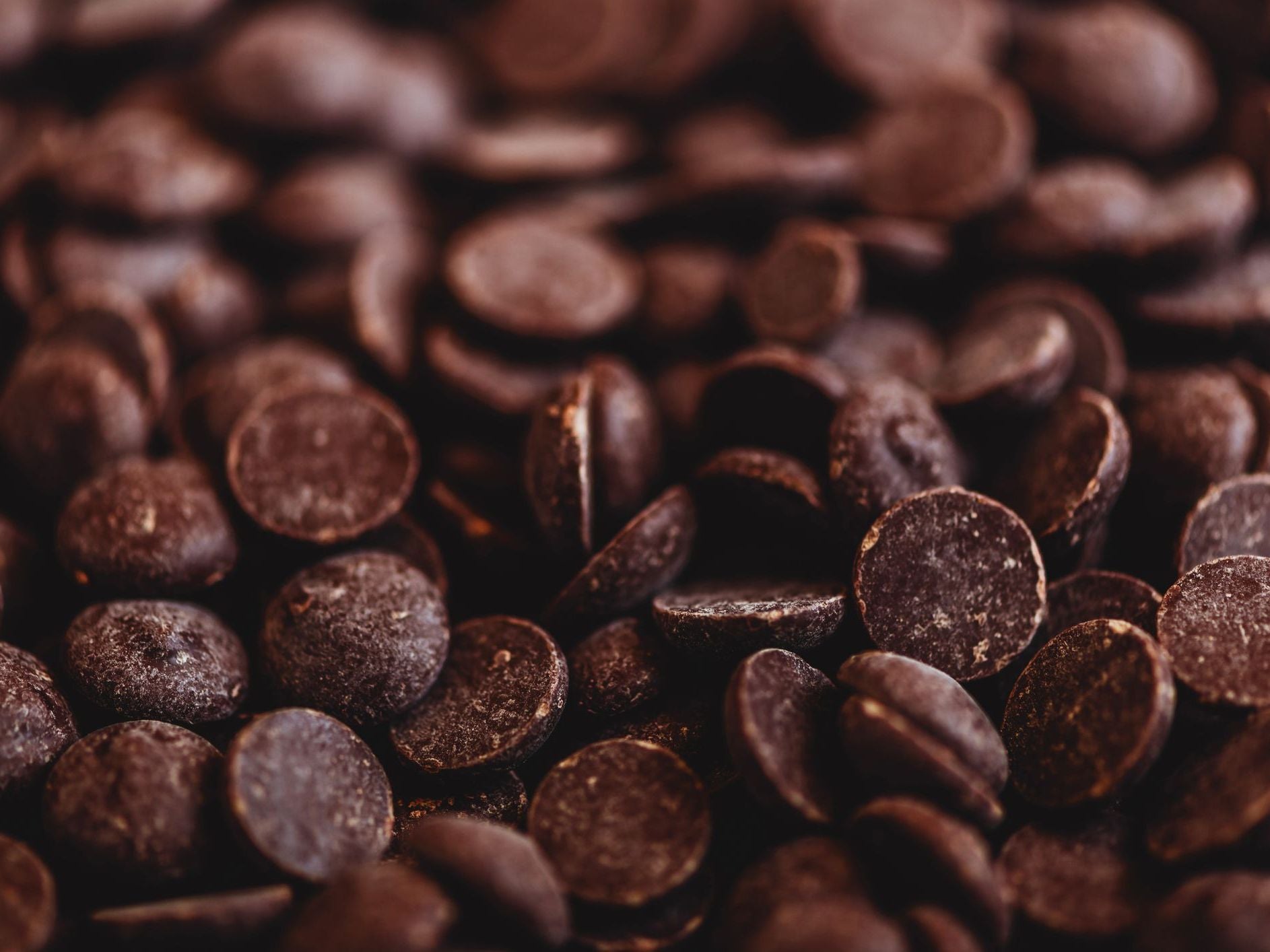 Organic Semi-Dark Chocolate Buttons (48% Cocoa)